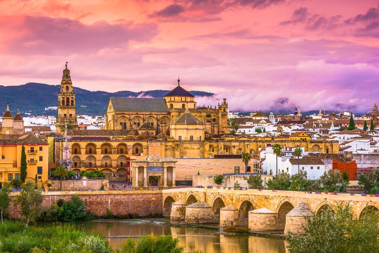 P Los Encantos De Almavir Córdoba Eksteriør billede